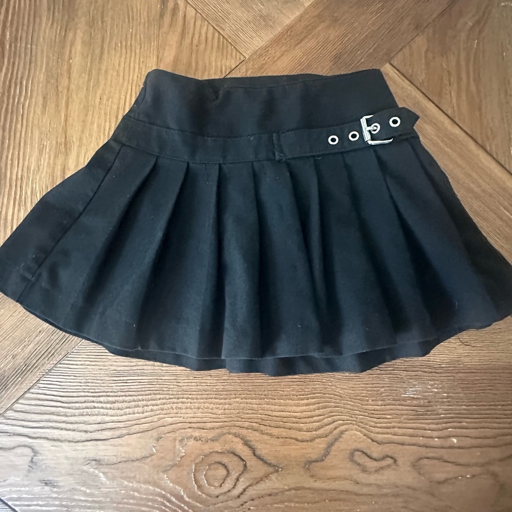 Black Pleated Girl's Skirt